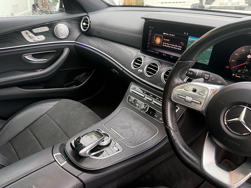 Mercedes-Benz E Class E220d AMG Line - U4243