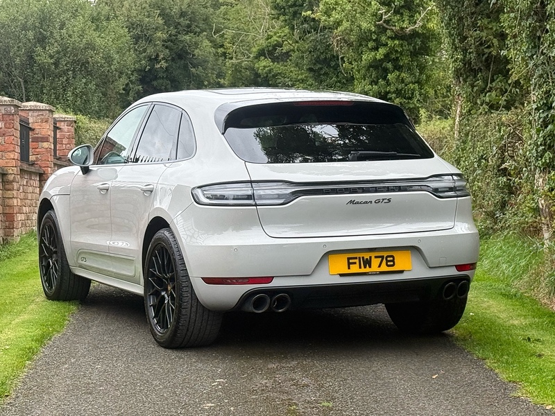 Porsche Macan T V6 GTS - U4252