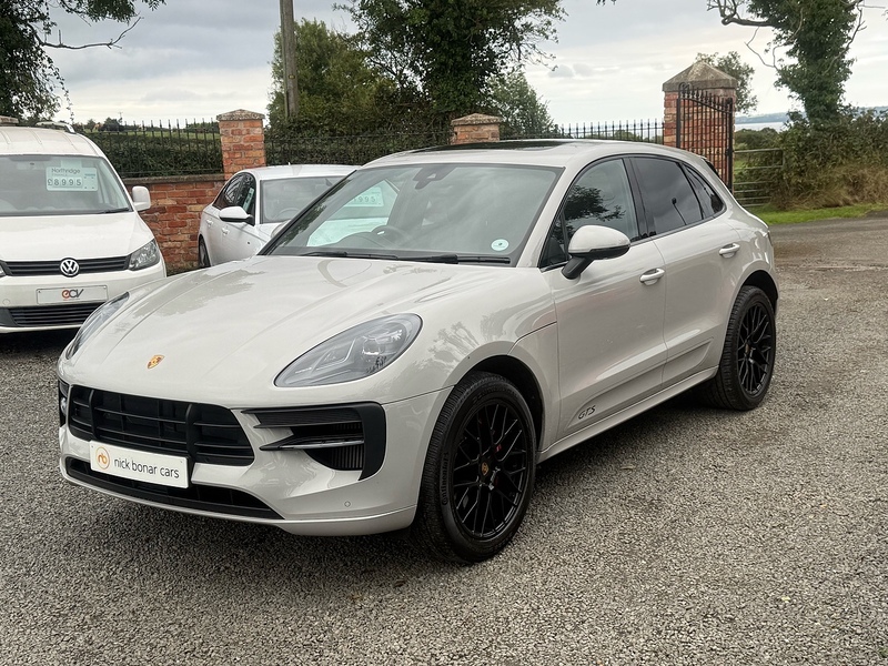 Porsche Macan T V6 GTS - U4252