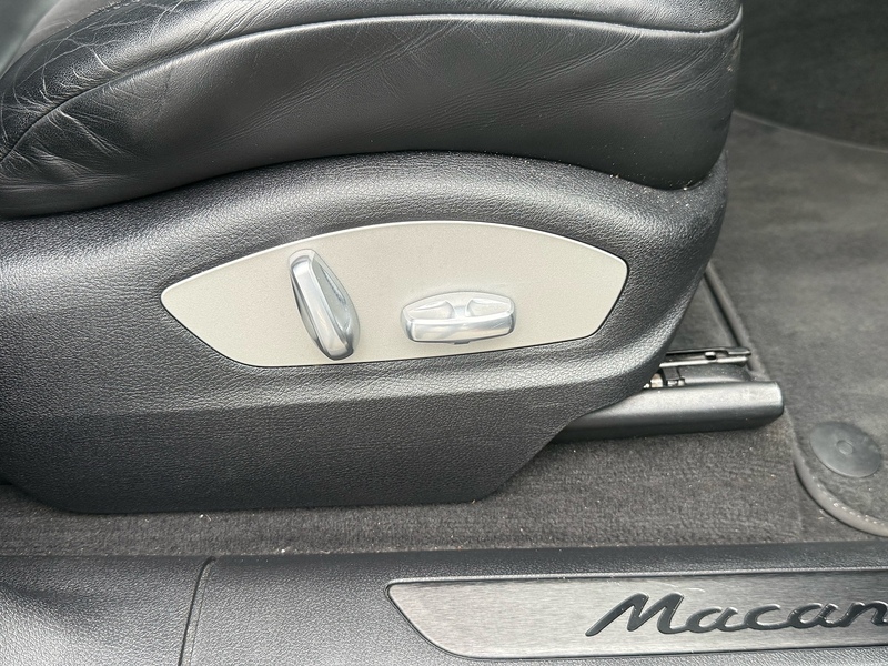 Porsche Macan T V6 GTS - U4252