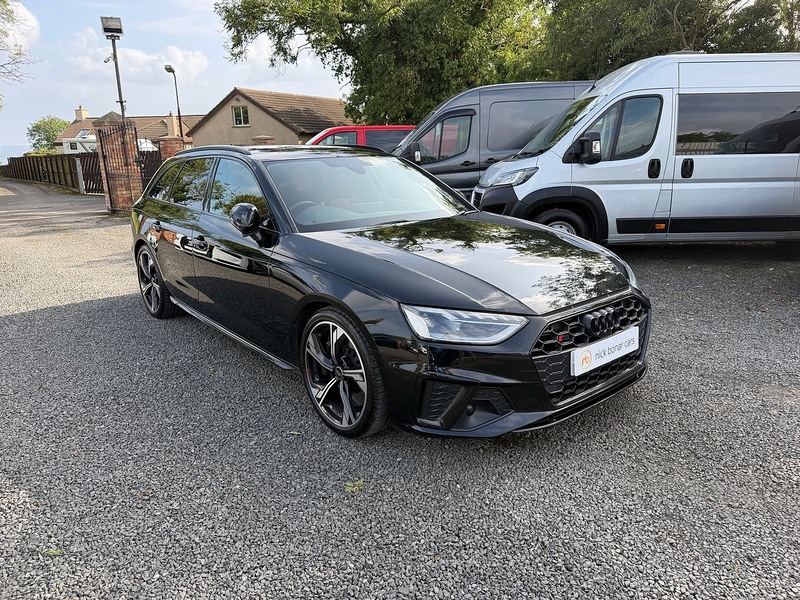 Audi S4 Avant TDI V6 Black Edition - U4254