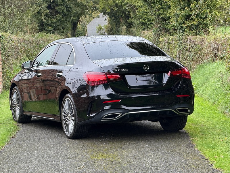 Mercedes-Benz A Class A250e AMG Line - U4261
