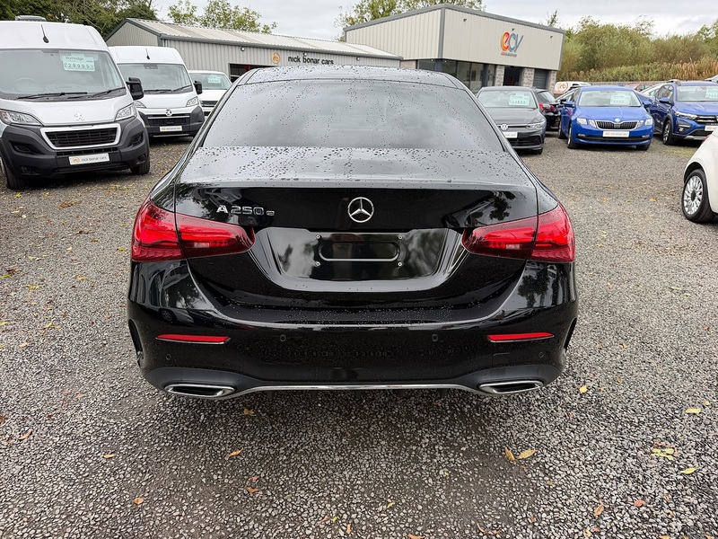 Mercedes-Benz A Class A250e AMG Line - U4261