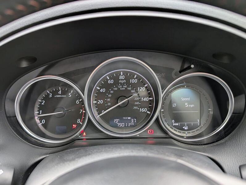 Mazda 2.0 SKYACTIV-G Sport SUV 5dr Petrol Manual Euro 5 (s/s) (165 ps)