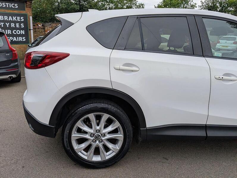 Mazda 2.0 SKYACTIV-G Sport SUV 5dr Petrol Manual Euro 5 (s/s) (165 ps)