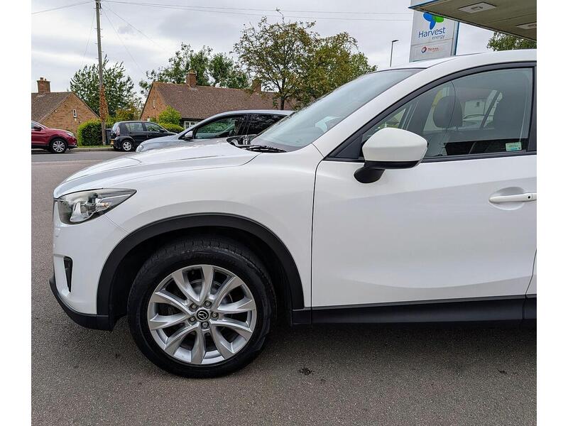 Mazda 2.0 SKYACTIV-G Sport SUV 5dr Petrol Manual Euro 5 (s/s) (165 ps)