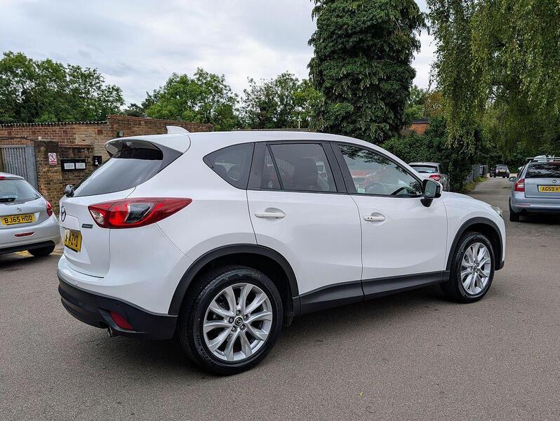 Mazda 2.0 SKYACTIV-G Sport SUV 5dr Petrol Manual Euro 5 (s/s) (165 ps)