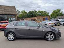 Vauxhall Astra 1.4T 16v SRi 5dr Petrol Manual