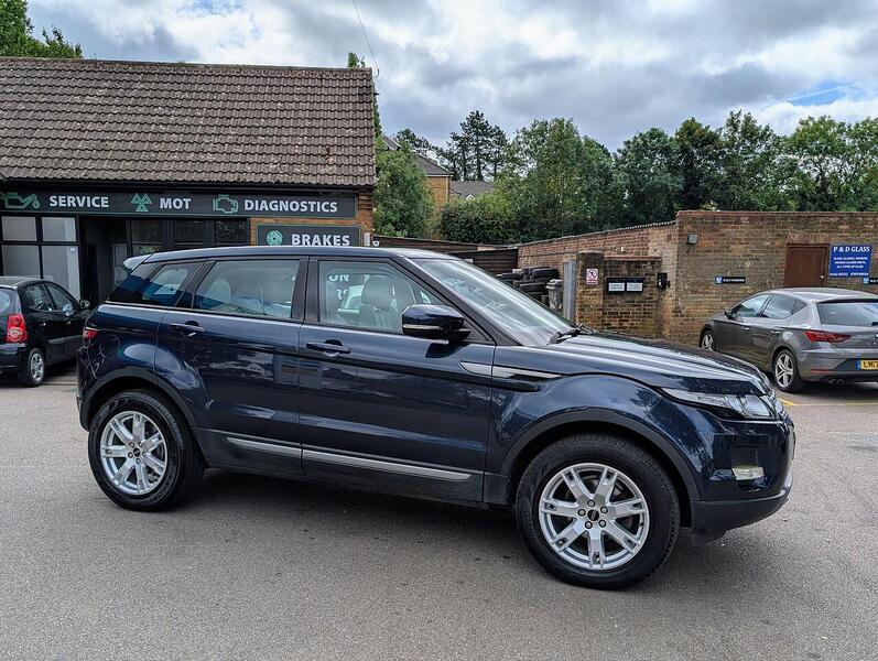 Land Rover 2.2 SD4 Pure SUV 5dr Diesel Manual 4WD Euro 5 (s/s) (190 ps)