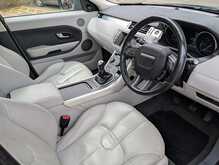 Range Rover Evoque Pure Diesel Manual