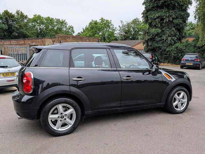 MINI 1.6 One D SUV 5dr Diesel Manual Euro 5 (s/s) (90 ps)