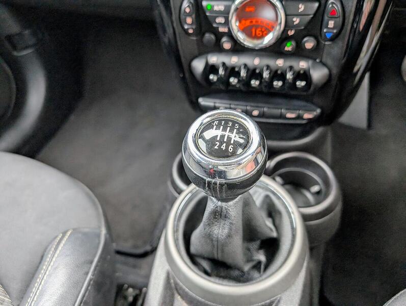 MINI 1.6 One D SUV 5dr Diesel Manual Euro 5 (s/s) (90 ps)