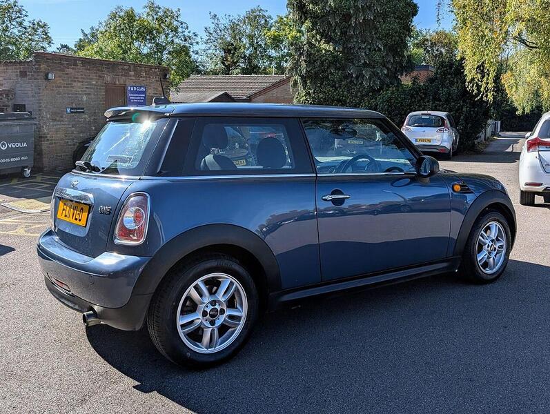 MINI 1.6 One Hatchback 3dr Petrol Manual Euro 5 (98 ps)