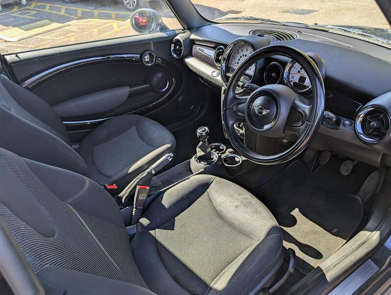 MINI 1.6 One Hatchback 3dr Petrol Manual Euro 5 (98 ps)