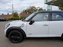 MINI Countryman 1.6 Cooper D SUV 5dr Diesel Manual ALL4 Euro 5 (s/s) (112 ps) 