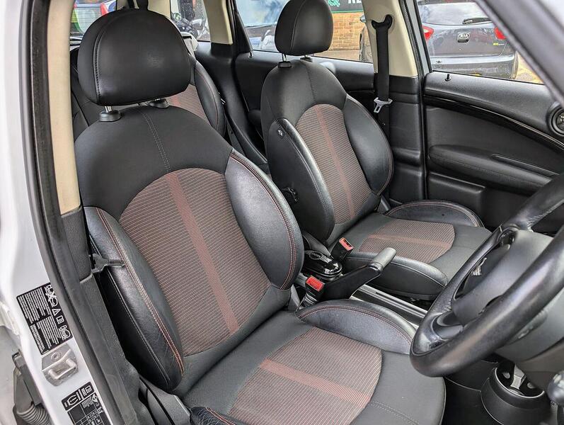 MINI 1.6 Cooper D SUV 5dr Diesel Manual ALL4 Euro 5 (s/s) (112 ps)