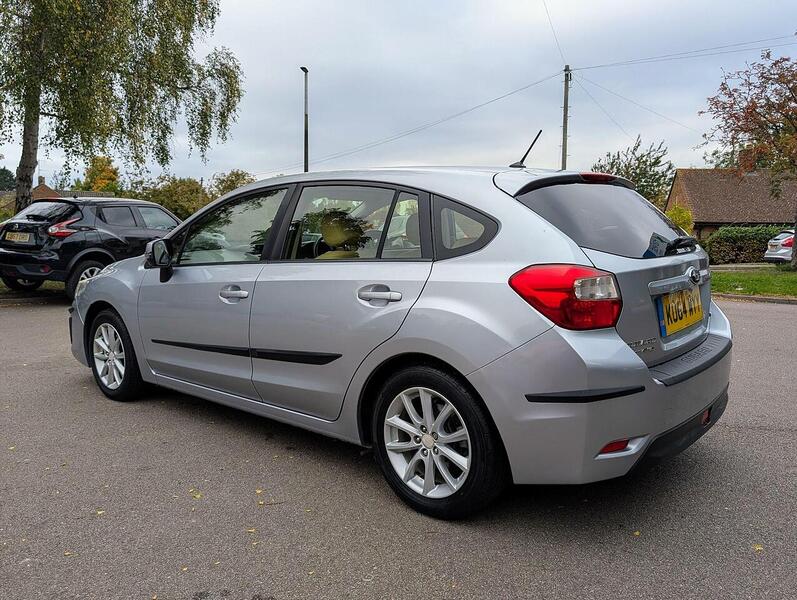 Subaru 1.6i RC Hatchback 5dr Petrol Lineartronic 4WD Euro 5 (s/s) (114 ps)