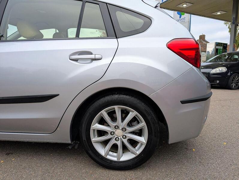 Subaru 1.6i RC Hatchback 5dr Petrol Lineartronic 4WD Euro 5 (s/s) (114 ps)