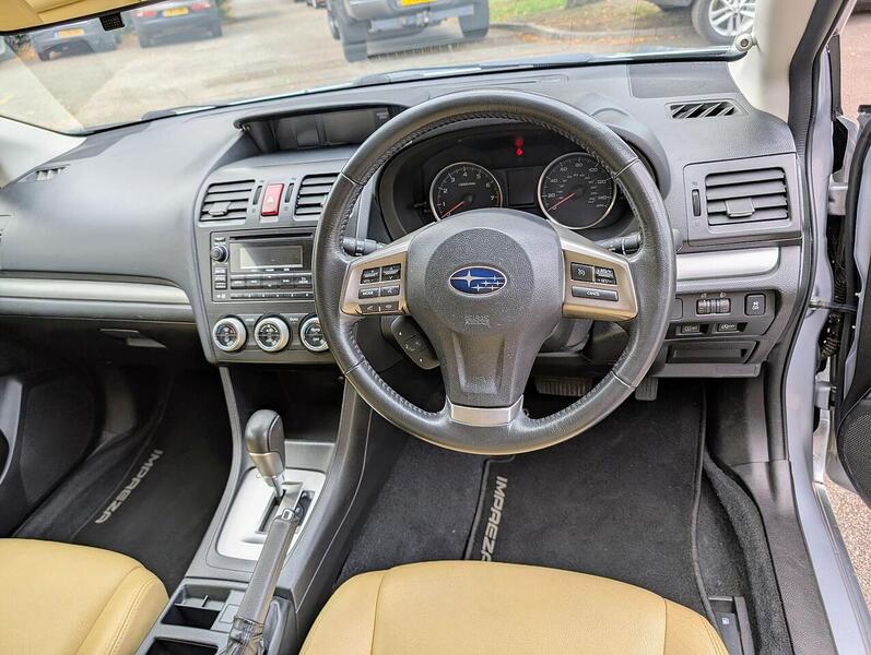 Subaru 1.6i RC Hatchback 5dr Petrol Lineartronic 4WD Euro 5 (s/s) (114 ps)