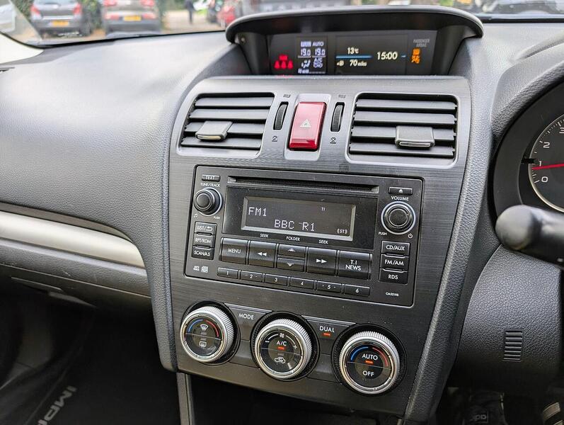 Subaru 1.6i RC Hatchback 5dr Petrol Lineartronic 4WD Euro 5 (s/s) (114 ps)