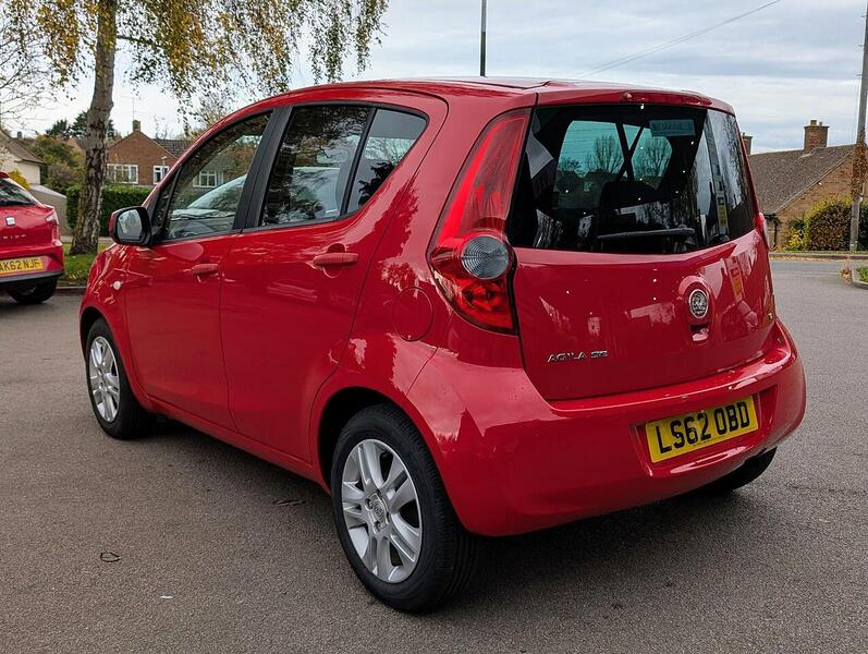 Vauxhall 1.2 VVT ecoFLEX SE MPV 5dr Petrol Manual Euro 5 (94 ps)