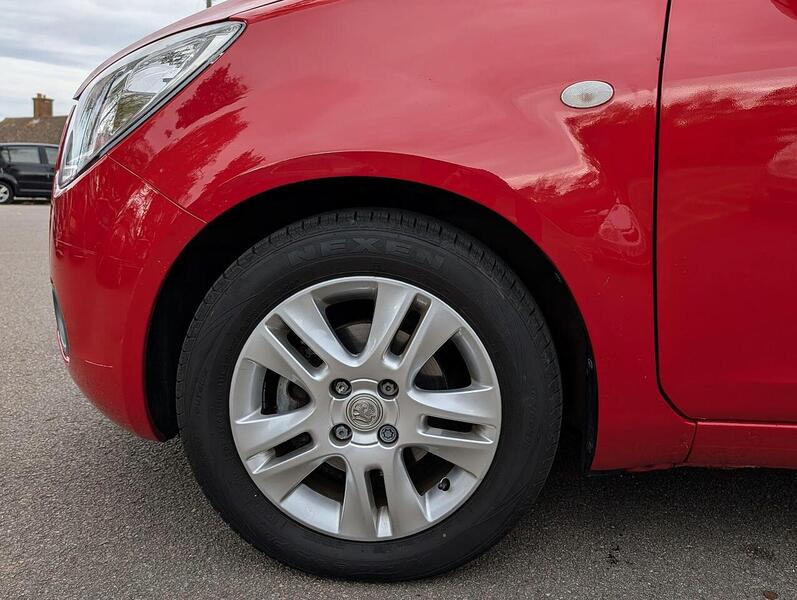 Vauxhall 1.2 VVT ecoFLEX SE MPV 5dr Petrol Manual Euro 5 (94 ps)