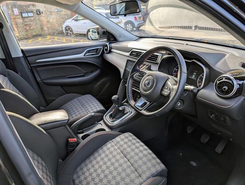 MG 1.5 VTi-TECH Excite SUV 5dr Petrol Manual Euro 6 (s/s) (106 ps)