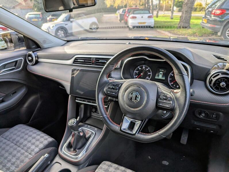 MG 1.5 VTi-TECH Excite SUV 5dr Petrol Manual Euro 6 (s/s) (106 ps)