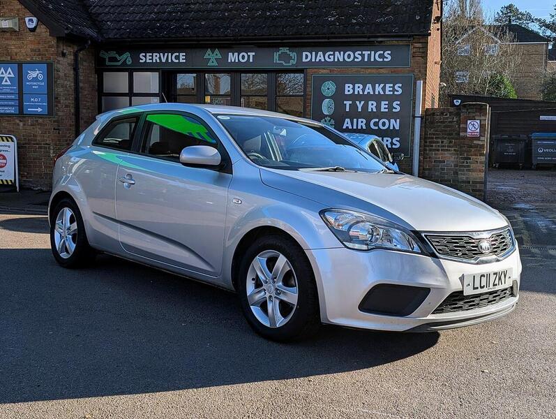 Kia 1.4 VR-7 Hatchback 3dr Petrol Manual (139 g/km, 89 bhp)