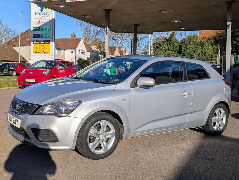 Kia 1.4 VR-7 Hatchback 3dr Petrol Manual (139 g/km, 89 bhp)