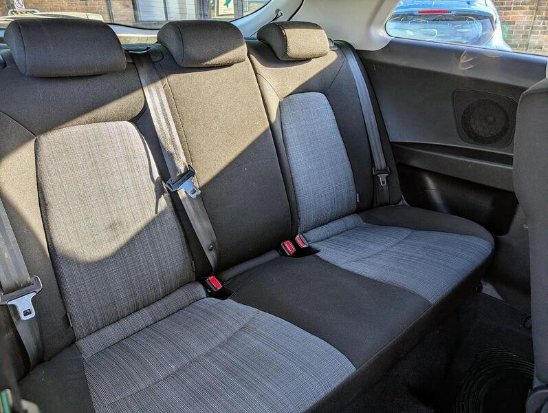 Kia 1.4 VR-7 Hatchback 3dr Petrol Manual (139 g/km, 89 bhp)