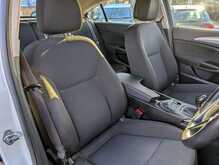 2014 Vauxhall Insignia 2.0 CDTi Design Nav Diesel Manual