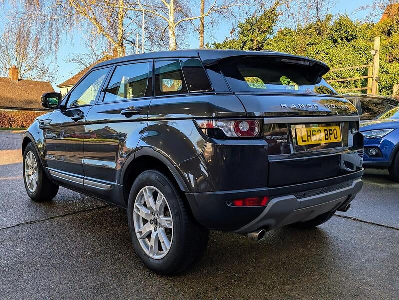 Land Rover 2.2 SD4 Pure SUV 5dr Diesel Auto 4WD Euro 5 (190 ps)