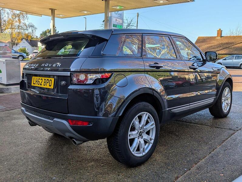 Land Rover 2.2 SD4 Pure SUV 5dr Diesel Auto 4WD Euro 5 (190 ps)