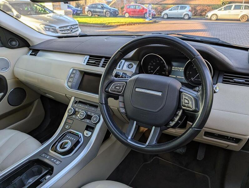 Land Rover 2.2 SD4 Pure SUV 5dr Diesel Auto 4WD Euro 5 (190 ps)