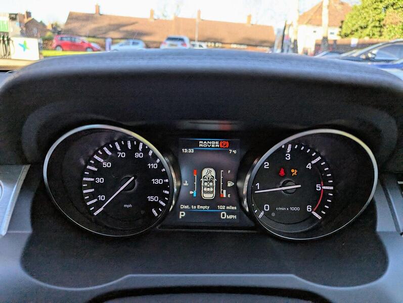 Land Rover 2.2 SD4 Pure SUV 5dr Diesel Auto 4WD Euro 5 (190 ps)