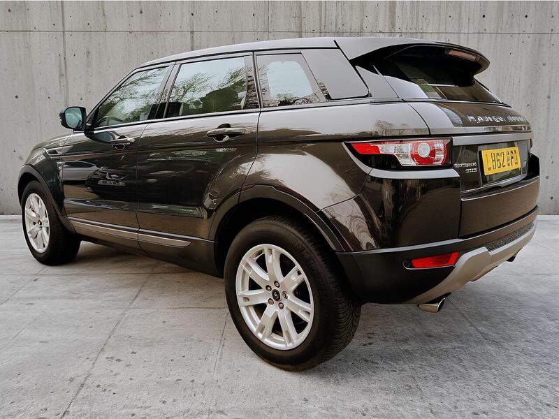 Land Rover 2.2 SD4 Pure SUV 5dr Diesel Auto 4WD Euro 5 (190 ps)