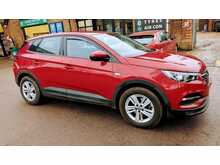 Vauxhall Grandland X 1.2 Turbo GPF SE SUV 5dr Petrol Manual Euro 6 (s/s) (130 ps) 