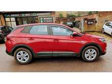 Vauxhall Grandland X 1.2 Turbo GPF SE SUV 5dr Petrol Manual Euro 6 (s/s) (130 ps) 