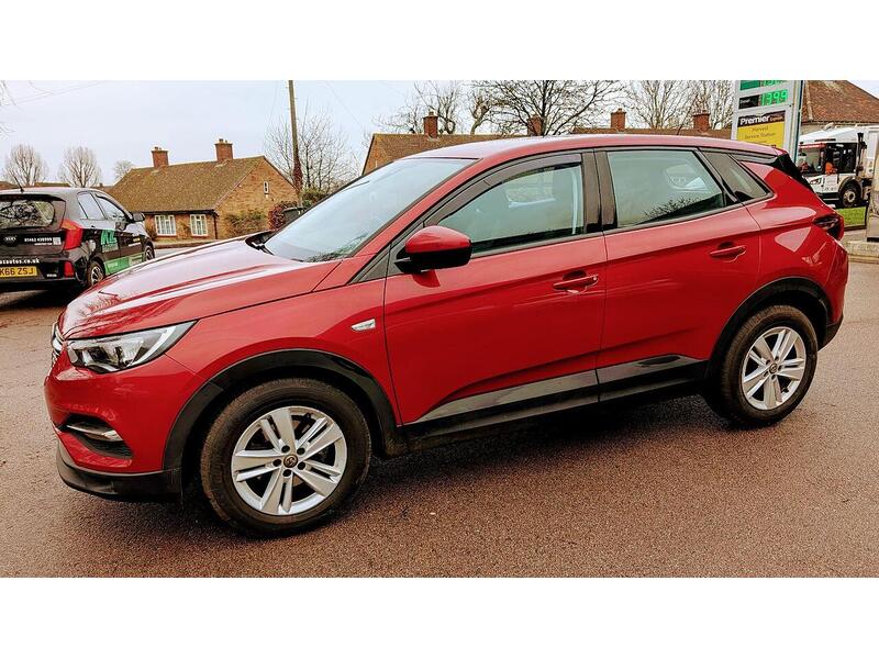 Vauxhall 1.2 Turbo GPF SE SUV 5dr Petrol Manual Euro 6 (s/s) (130 ps)