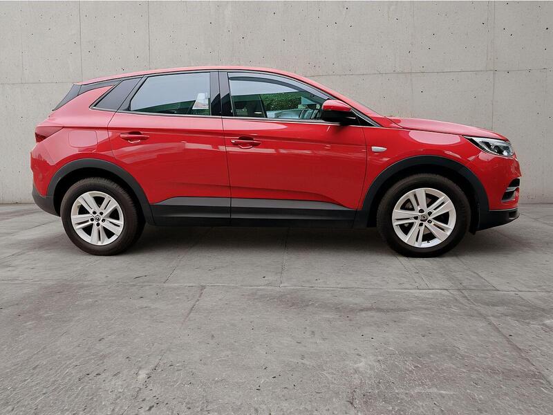 Vauxhall 1.2 Turbo GPF SE SUV 5dr Petrol Manual Euro 6 (s/s) (130 ps)