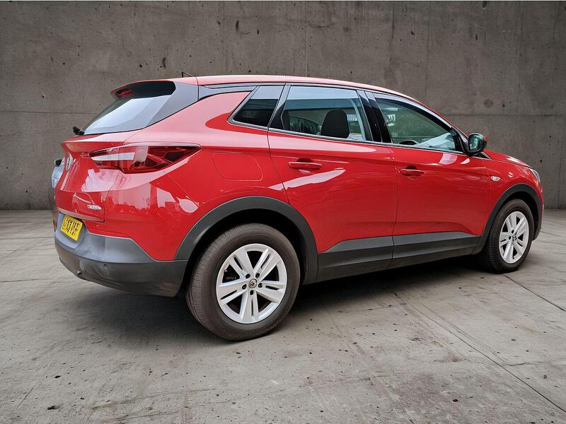 Vauxhall 1.2 Turbo GPF SE SUV 5dr Petrol Manual Euro 6 (s/s) (130 ps)
