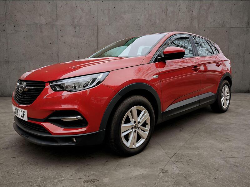Vauxhall 1.2 Turbo GPF SE SUV 5dr Petrol Manual Euro 6 (s/s) (130 ps)