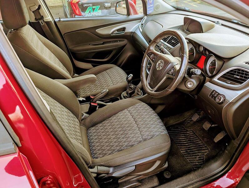Vauxhall 1.6 Tech Line SUV 5dr Petrol Manual 2WD Euro 5 (s/s) (115 ps)