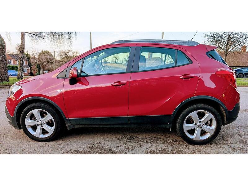 Vauxhall 1.6 Tech Line SUV 5dr Petrol Manual 2WD Euro 5 (s/s) (115 ps)