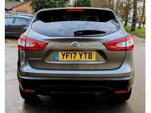 Nissan Qashqai 1.2 DIG-T N-Connecta SUV 5dr Petrol Manual 2WD Euro 6 (s/s) (115 ps) 