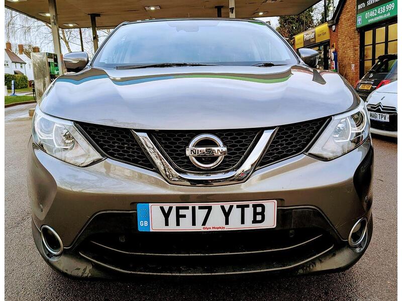 Nissan 1.2 DIG-T N-Connecta SUV 5dr Petrol Manual 2WD Euro 6 (s/s) (115 ps)