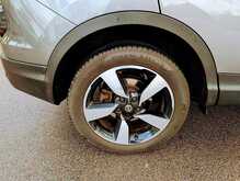 Nissan Qashqai 1.2 DIG-T N-Connecta SUV 5dr Petrol Manual 2WD Euro 6 (s/s) (115 ps) 