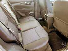 Nissan Qashqai 1.2 DIG-T N-Connecta SUV 5dr Petrol Manual 2WD Euro 6 (s/s) (115 ps) 