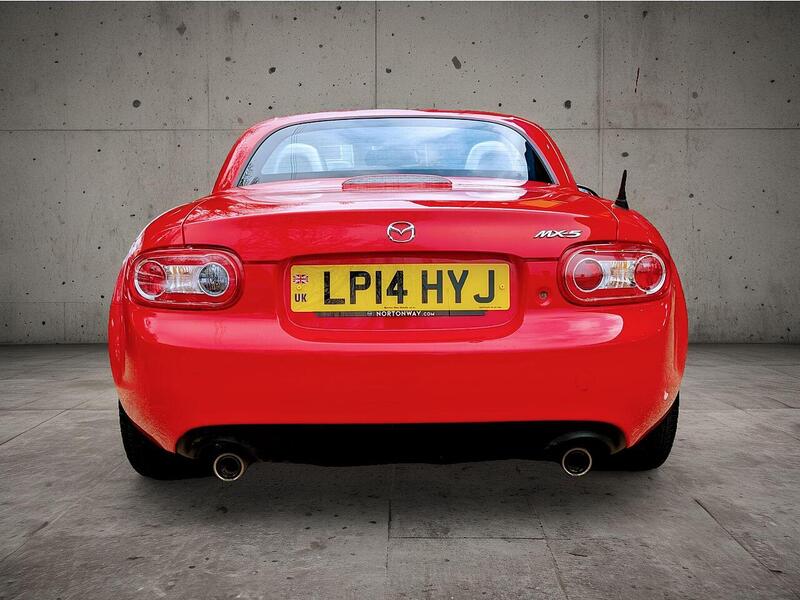 Mazda 2.0i Sport Tech Roadster 2dr Petrol Manual Euro 5 (160 ps)